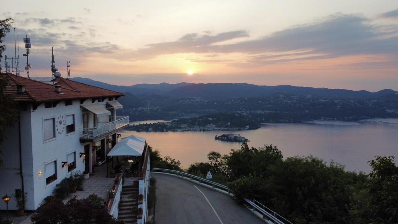 Hotel Panoramico Lago D'Orta (Adults Only) Madonna Del Sasso Extérieur photo