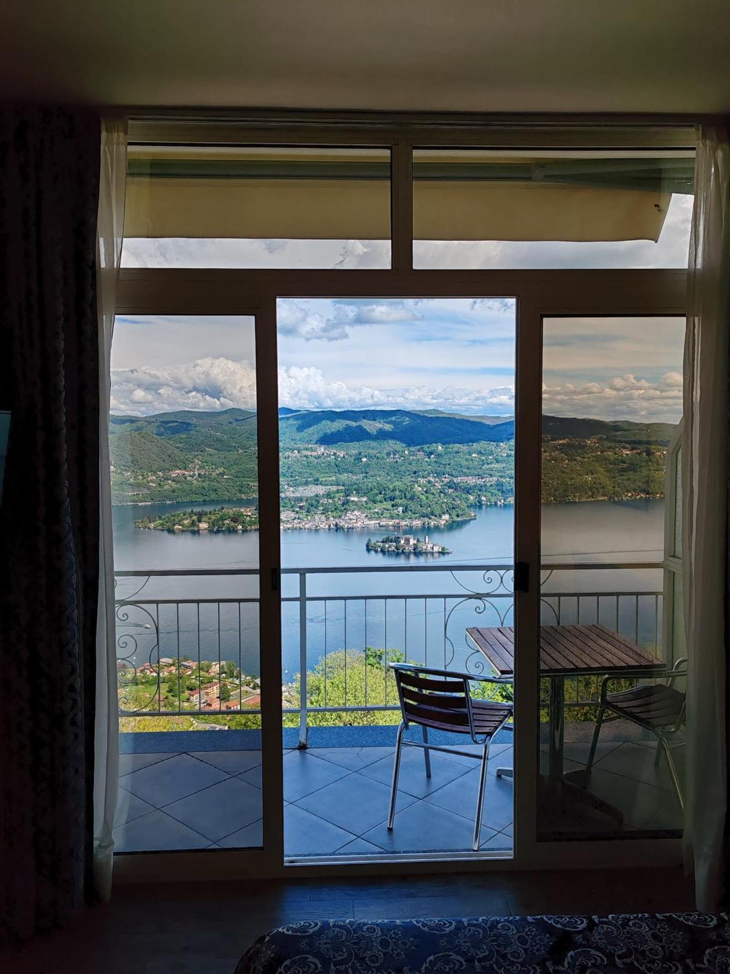 Hotel Panoramico Lago D'Orta (Adults Only) Madonna Del Sasso Extérieur photo