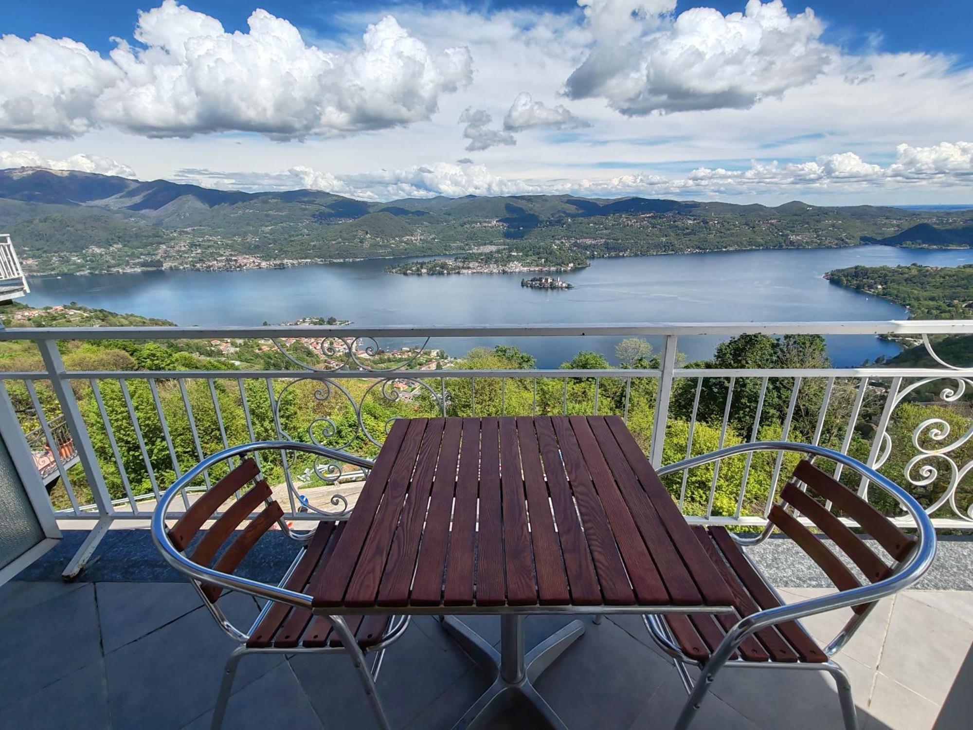 Hotel Panoramico Lago D'Orta (Adults Only) Madonna Del Sasso Extérieur photo