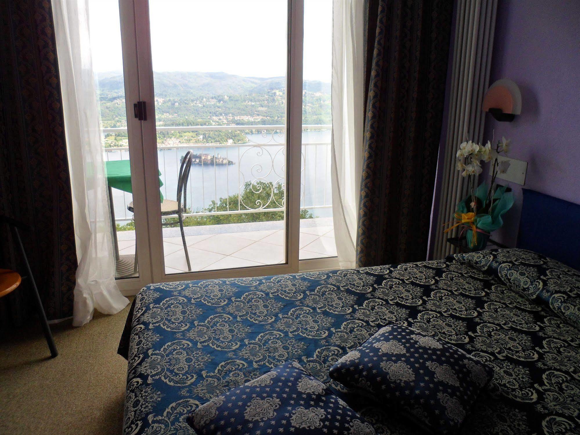 Hotel Panoramico Lago D'Orta (Adults Only) Madonna Del Sasso Extérieur photo