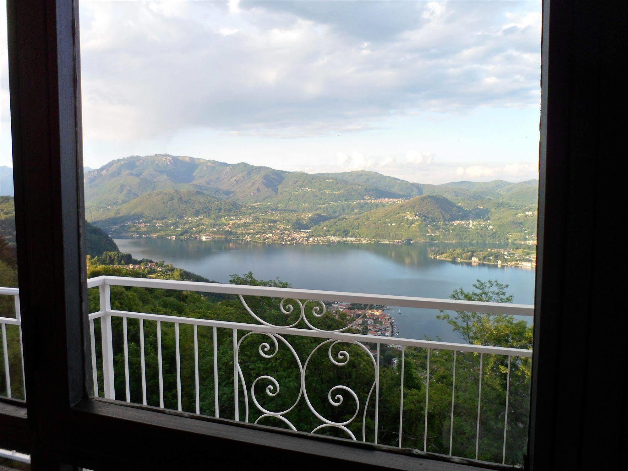 Hotel Panoramico Lago D'Orta (Adults Only) Madonna Del Sasso Extérieur photo